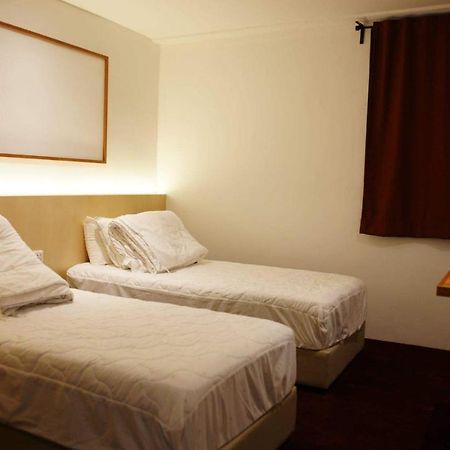 Domo Melaka Japanese Style Inn エクステリア 写真